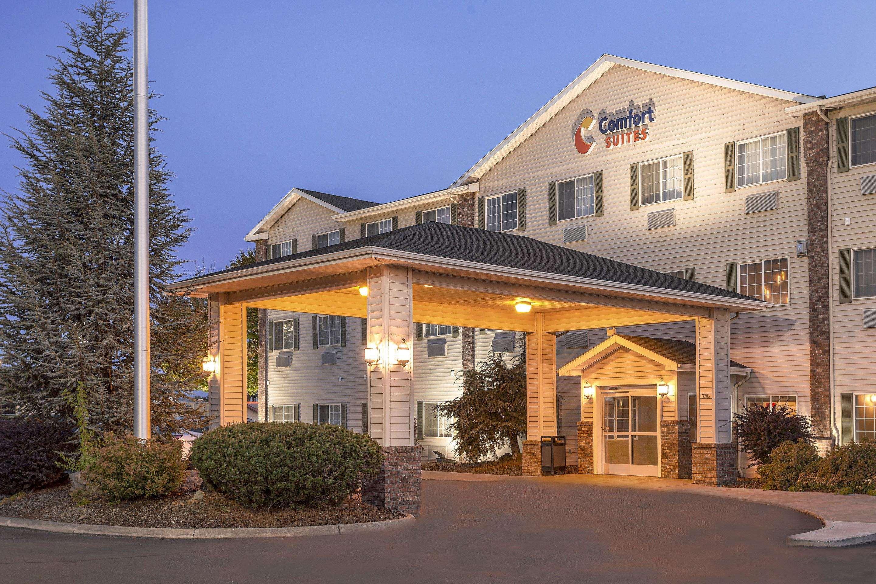 Comfort Suites Yakima Exterior photo